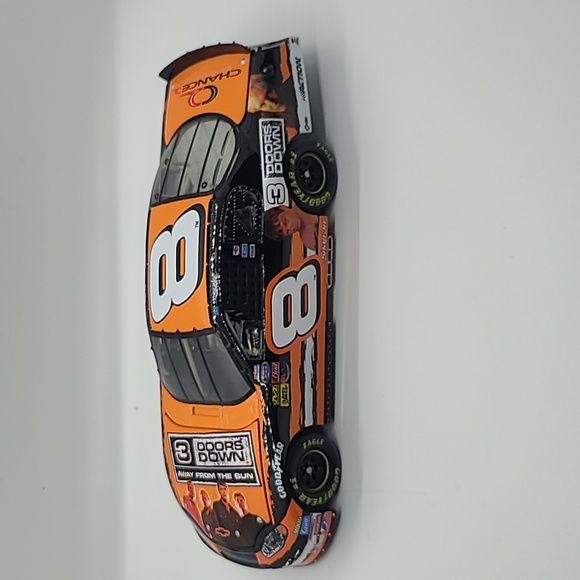 Action - Dale Earnhardt Jr. #8 2003 3 Doors Down 1:24 Stock Car - Picture 4 of 11